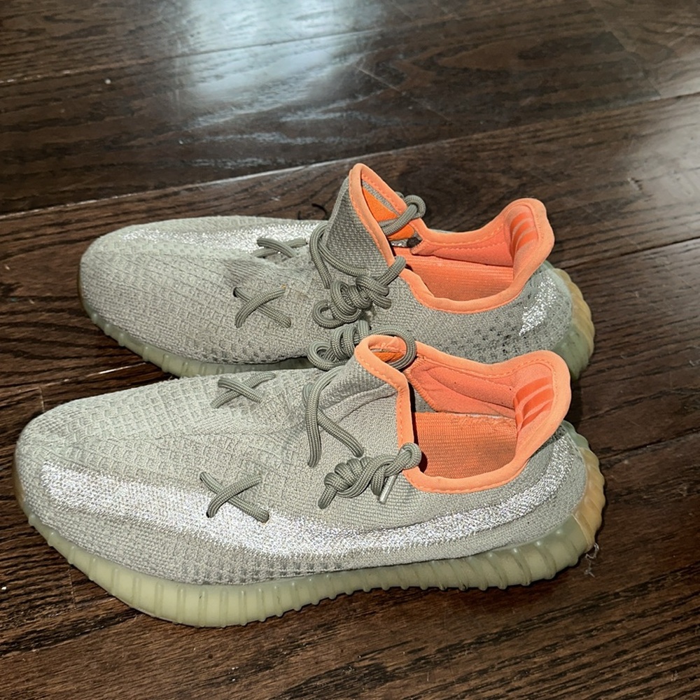 yezzy - Picture 4 of 4